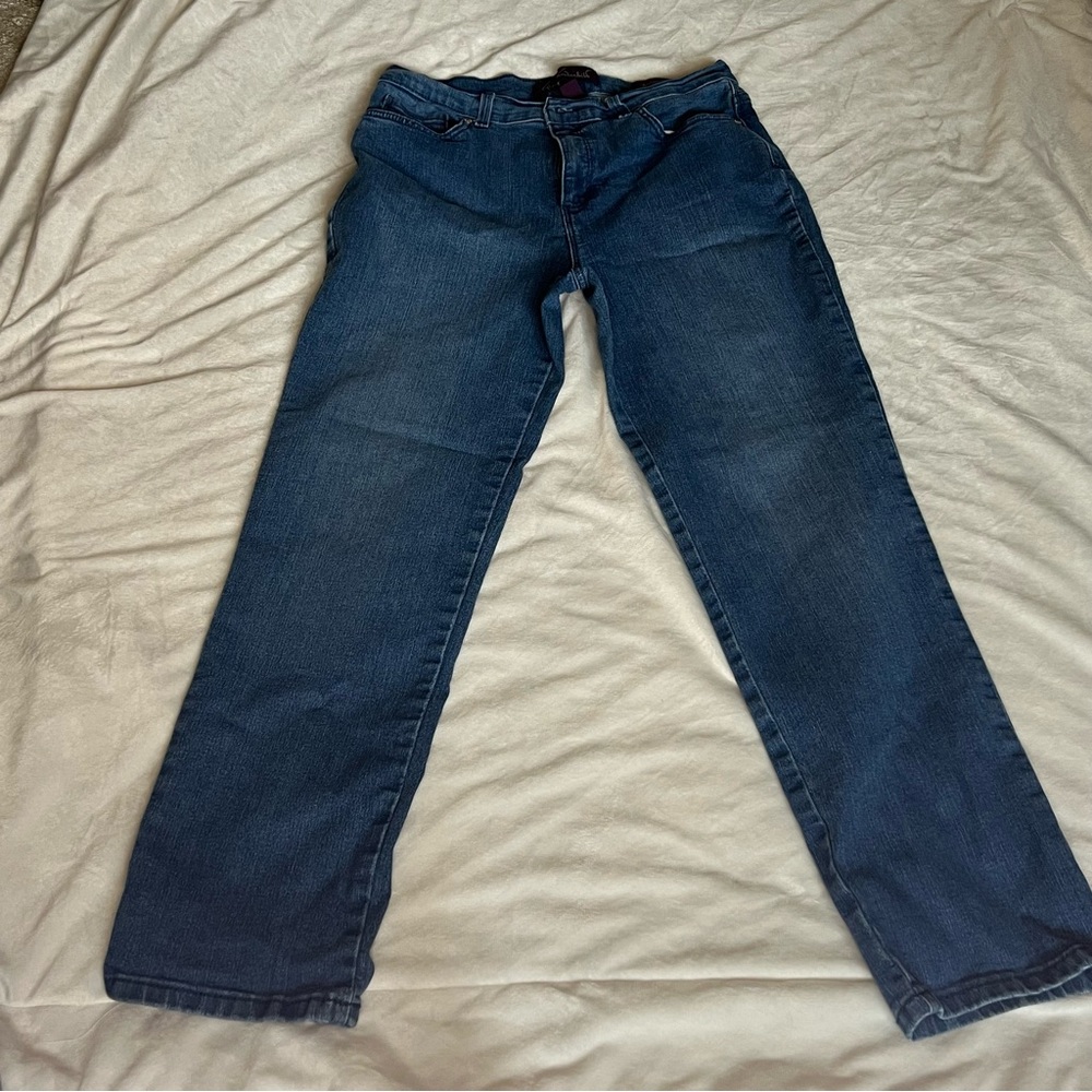 Gloria Vanderbilt Amanda Pull-On Straight Jeans Women's Size 12S